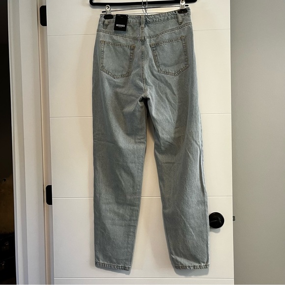 Missguided | NWT Riot High Rise Mom Jeans - Picture 6 of 13